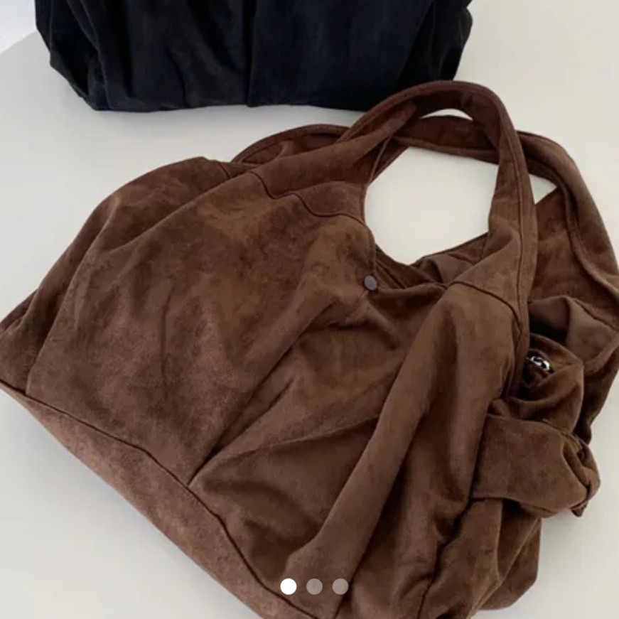 코디 할깨 어떤 가방색이 무난 할까?